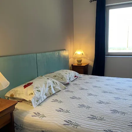Chateau De La Gabelle Bed & Breakfast